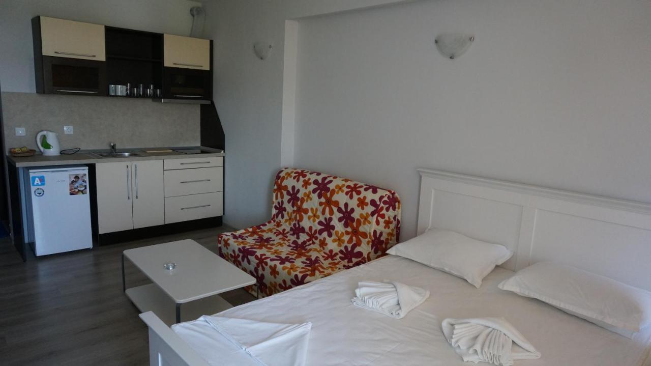 Privately Owned Studios Bora Bora Nessebar Exterior foto