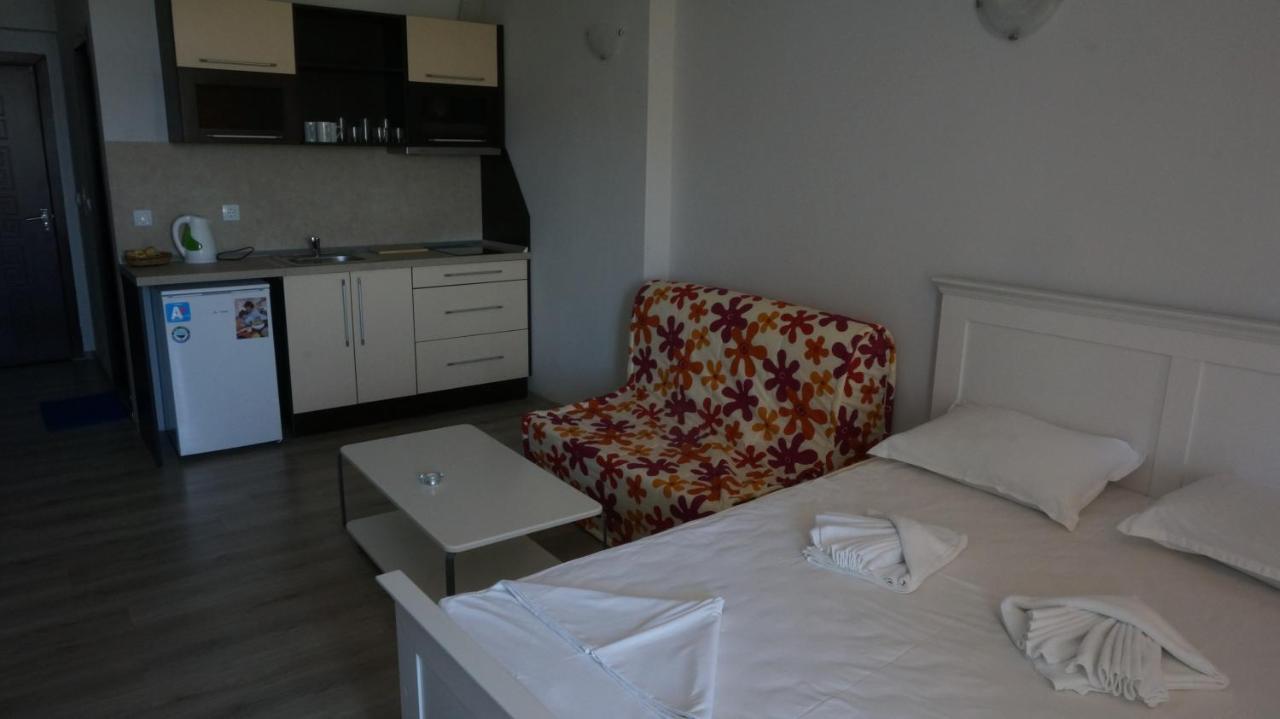 Privately Owned Studios Bora Bora Nessebar Exterior foto