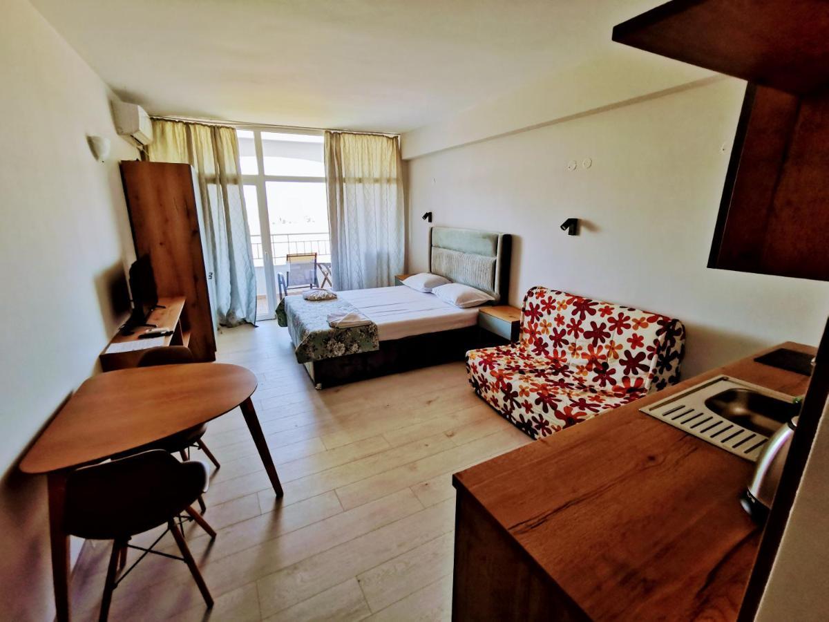 Privately Owned Studios Bora Bora Nessebar Exterior foto